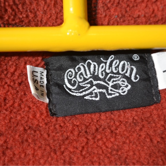 Granny core for Fall. Lovely rust vest with a rosette front clasp. Cowl neck. - Picture 2 of 12